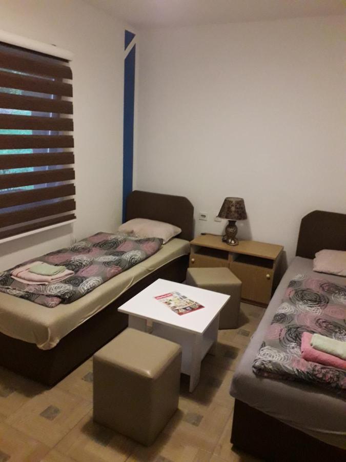 Hostel Topic Banja Luka Exteriér fotografie