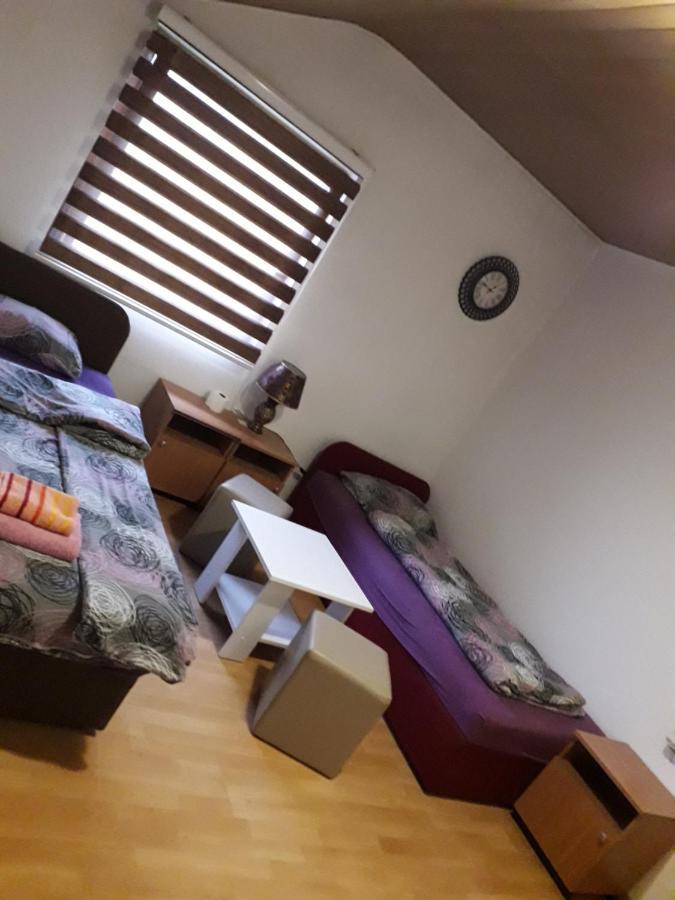 Hostel Topic Banja Luka Exteriér fotografie