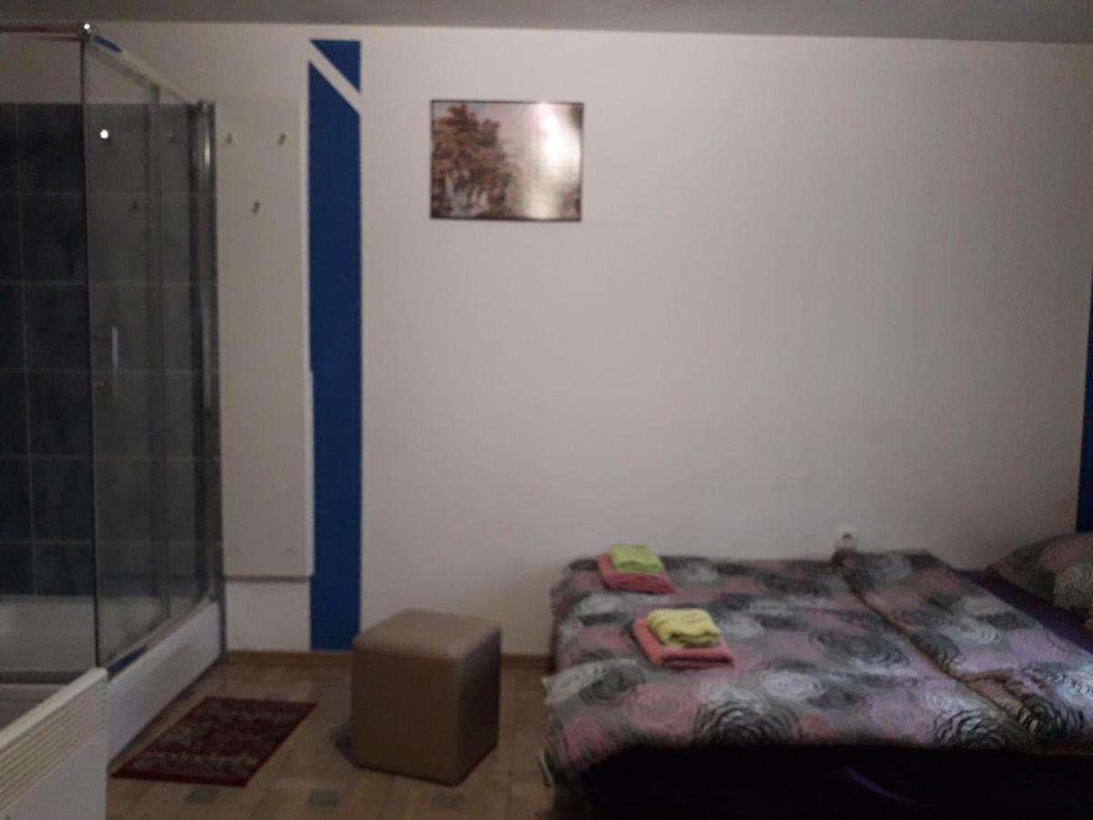 Hostel Topic Banja Luka Exteriér fotografie