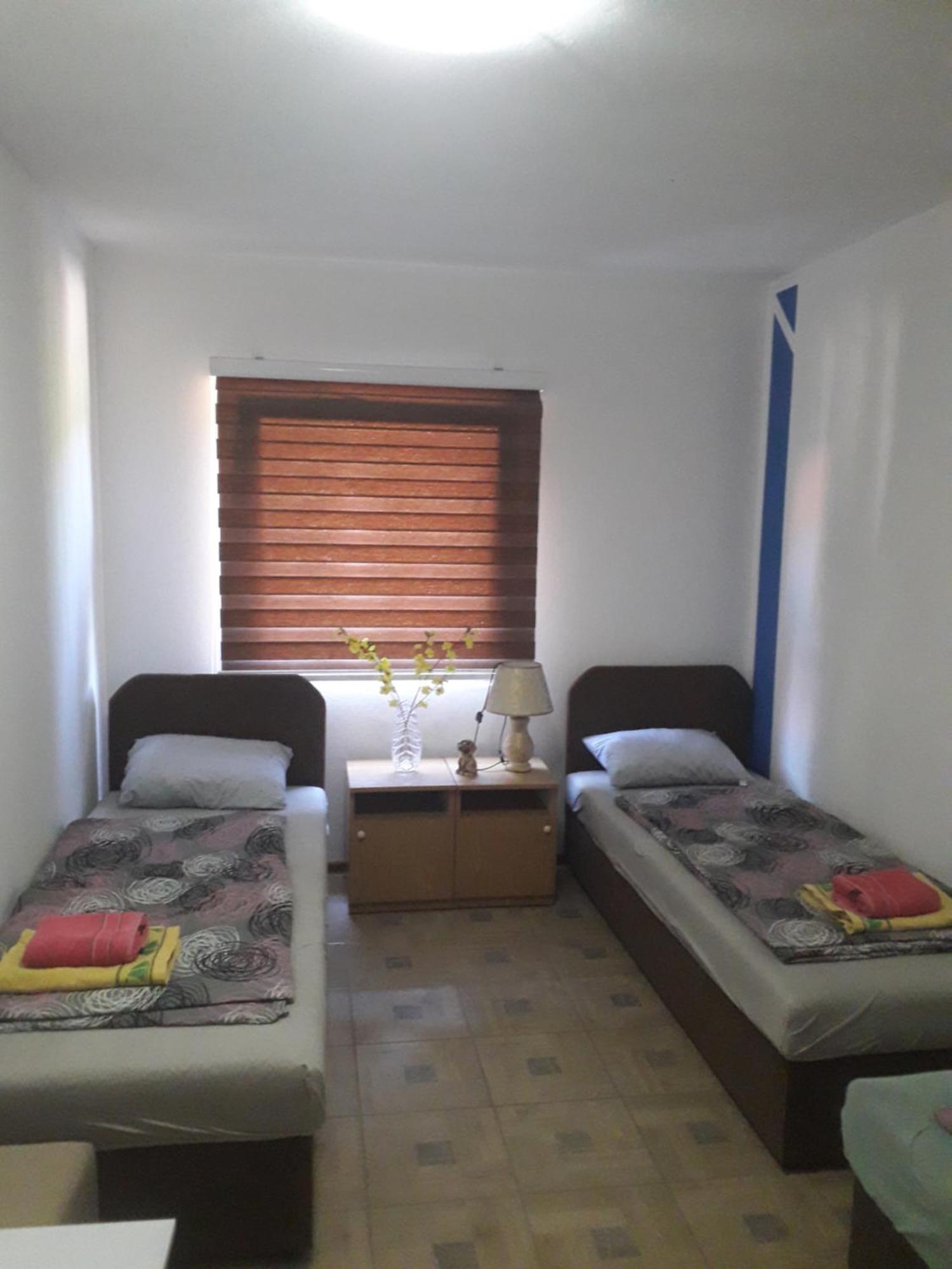 Hostel Topic Banja Luka Pokoj fotografie