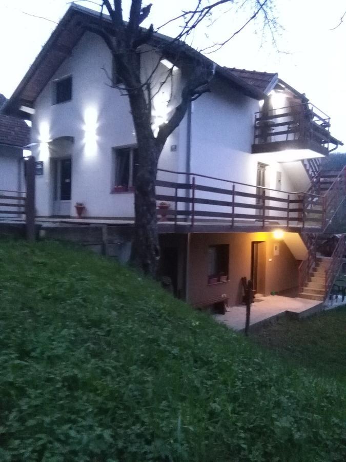Hostel Topic Banja Luka Exteriér fotografie